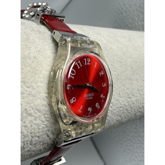 Swatch Ladies Candle Dinner Watch New Battery LK249 25MM 7\